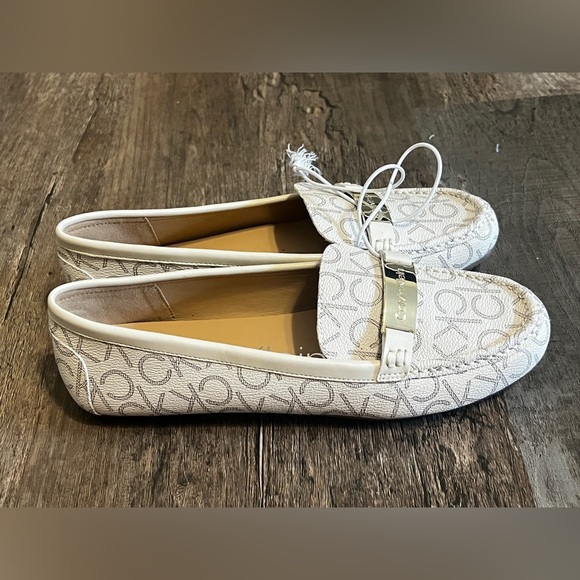 FINAL PRICE DROP NEW Calvin Klein Slip on Shoes - Picture 4 of 5